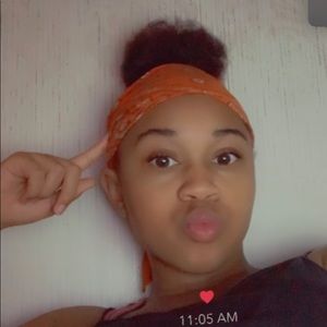 Meet your Posher, Alysia